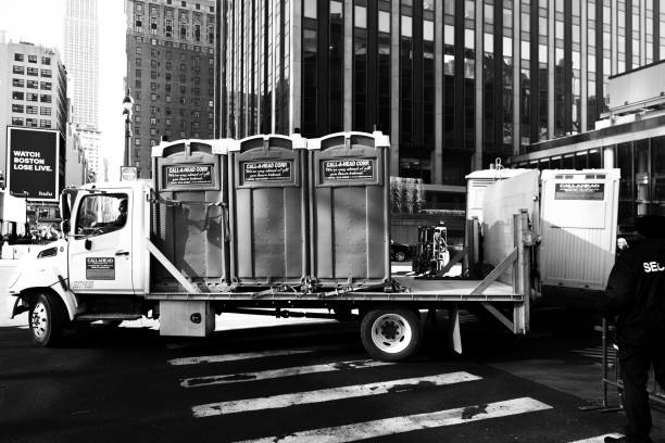 Best Portable bathroom rental  in Elkins, WV